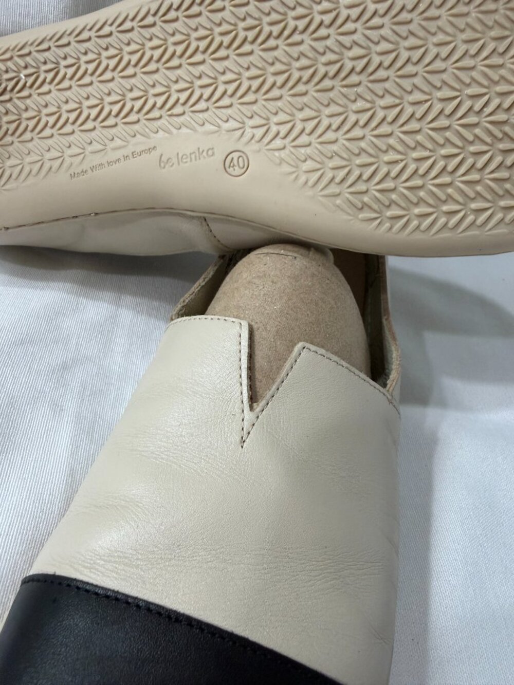BeLenka Rosaluna Two-Tone V-Cut Slip-On Loafer - Cream and Black - size 40 - Picture 4 of 7